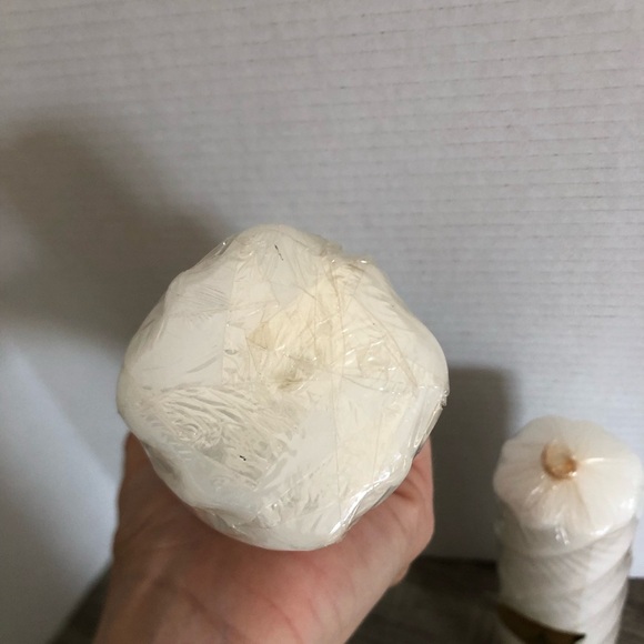 Vtg White Spiral Pillar Candles - Picture 4 of 12